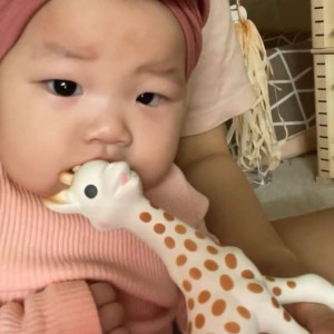 Thông Báo !   Tìm Chị Chăm Bé 6 Tháng Ở Chung Cư Quận 10, Do Vợ E Bận Bịu Bán Hàng Onl Nên Ko Có Nhiều Thời Gian Chăm Bé.