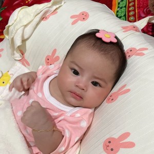 Gia đình e lại đăng tìm cô bảo mẫu về chăm bé gái 6 tháng !