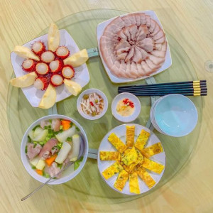 Cần người chăm bé giỏi đi làm bao ăn ở lại ạ