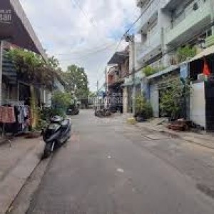 Cần Tìm Cô Giúp Việc Ở Đường Thoại Ngọc Hầu Quận Tân Phú Lương 10 Triệu