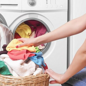Tuyển Chị Làm Việc Nhà Gần Bến Xe Miền Tây. Nhà 3 Mẹ Con, 2 Bé Đều Đã Lớn Và Đi Học.