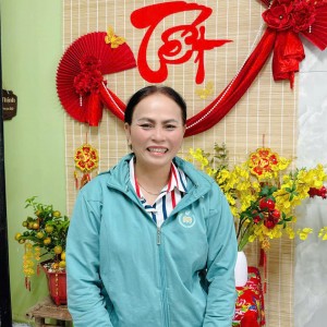 Chị Tiềm mới ở quê lên đang tìm việc chăm bé hoặc giúp nhà bao ăn ở lại ạ