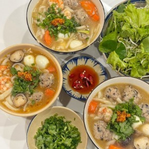 GIA CHỦ NHÀ Ở ĐƯỜNG PHẠM VĂN XẢO QUẬN TÂN PHÚ EM TUYỂN CHỊ GIÚP VIỆC LƯƠNG KHỞI ĐIỂM 14 TRIỆU