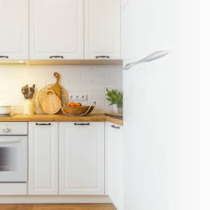 Em cần gấp chị giúp việc tại Bến Vân Đồn Quận 4 LƯƠNG 10 TRIỆU BAO ĂN Ở