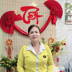 Cô Gái đang cần việc đi làm liền ạ