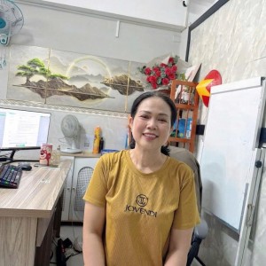 Chị Sáu làm việc có tâm , đang cần việc ngay ạ
