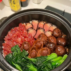 CẦN CÔ VỀ LAU DỌN NHÀ CỬA CHO GIA ĐÌNH (BAO ĂN Ở )  TẠI QUẬN 10 !!!