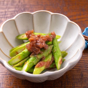 Gia đình em đang cần gấp chị giúp việc nhà ở chung cư Him Lam Chợ Lớn Q6 lương 13 triệu bao ăn ở lại ạ