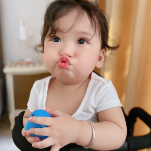 Nhà Chung Cư Hoàng Kim Q7 Cần Gấp 1 Chị Chăm Em Bé 2 Tuổi (cần Người Ở Lại Bao Ăn Ở)