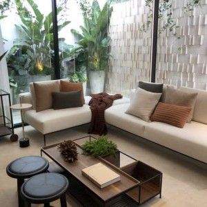 Gia Đình Em Cần 1 Cô Giúp Việc Nhà Làm Ở Chung Cư Saigon Pavillon Quận 3  Lương Tháng 13 Triệu Bao Ăn Ở Ạ