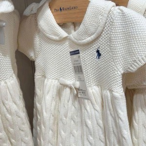 Em đi làm tối mới về, vợ em ở nhà 1 mình nên em cần 1 chị dưới 59 tuổi về phụ vợ em chăm bé 9 tháng.