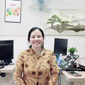 Chị Vui đang tìm việc chuyên chăm bé từ ss - lớn , phụ việc nhà đi làm bao ăn ở lại ạ