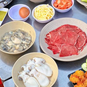 ở trên đường Nguyễn Kiệm Phú Nhuận, nhà em cần 1 cô hiền lành, ít vướng bận gia đình về làm việc nhà với nhà em luôn