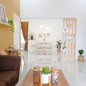 Hiện Tại Em Đang Cần Tìm 1 Cô Giúp Việc Nhà Bao Ăn Ở. Lương 13 Triệu Ở Trên Đường Tạ Uyên Quận 11