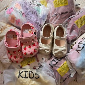 Em Đang Cần 1 Chị Chăm Bé Con Nhà Em Ở Chung Cư Xi Grand Q10 Lương 13 Triệu Ạ