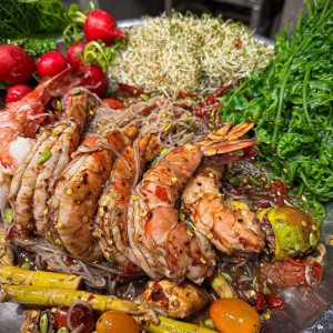 Gia Đình Em Có 4 Người Lớn Tìm Cô Về Giúp Việc (bao Ăn Ở) Tại Quận 6