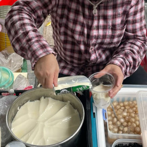 Nhà e cần tìm người về làm việc nhà bao ăn ở tại Sơn Kỳ-Tân Phú, do vợ e nấu ăn quá dở mà lại bận rộn cv k có thời gian dọn dẹp.