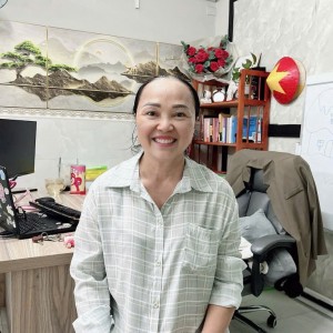 Chị Phượng đang tìm việc chuyên chăm sóc ông bà - giúp việc nhà đi làm bao ăn ở lại ạ