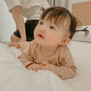 Bé Nhà Em Được 9 Tháng Tuỏi Cần Gấp Chị Về Chăm Bé. Mức Lương Cao