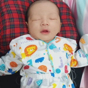 Tìm Gấp 1 Cô Chăm Bé Mát Tay Về Chăm Sóc Cho Bé Bo Nhà Em Vừa Tròn 4 Tháng Tuổi 