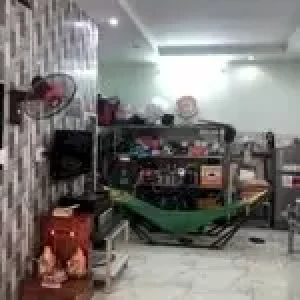 Nhà Mặt Phố Có 2 Lầu Nhỏ 50m2 Đường Phạm Hùng Quận 8 Cần 1 Cô Giúp Việc Nhà Bao Ăn Ở