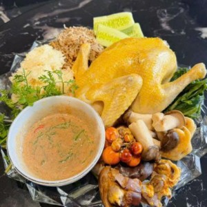 Tuyển gấp ạ