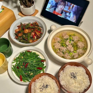 Hai vợ chồng em mới chuyển ra riêng cần tìm gấp 1 chị giúp việc bao ăn ở lại tại quận 10