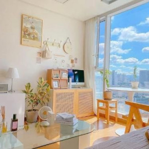 Cần Tuyển Một Chị Giúp Việc Nhà Nấu Ăn ,dọn Dẹp Nhà Cửa Lương Tháng 10 Triệu Trên Đường Xô Viết Nghệ Tĩnh - Bình Thạnh