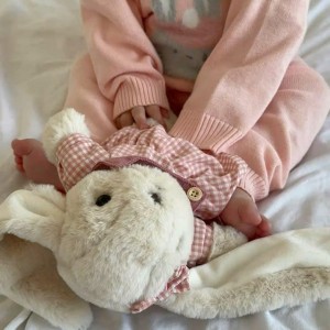 Em cần gấp chị giúp việc nhà Lê Thánh Tôn , Quận 1 – lương tháng 15 triệu