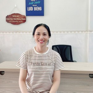 Chị Hài nhanh nhẹn trẻ trung rất thiện chí đi làm , đang tìm việc bao ăn ở lại ạ