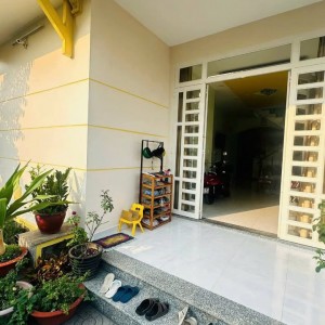 NHÀ EM Ở TRÊN ĐƯỜNG TRẦN VĂN GIÀU QUẬN BÌNH TÂN - TUYỂN CÔ GIÚP VIỆC NHÀ. LÀM ĂN Ở LẠI VỚI GIA ĐÌNH EM LUÔN