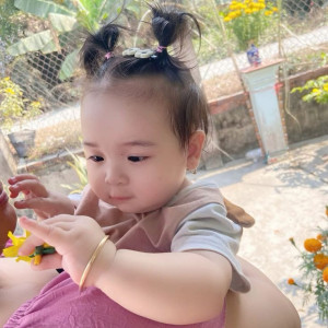 EM BÉ NGOAN ĐANG CẦN 1 CHỊ BẢO MẪU VỀ CHĂM BÉ 3 THÁNG TUỔI