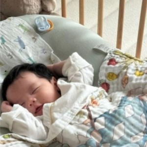 CẦN GẤP CÔ CHĂM EM BÉ 6 THÁNG,LƯƠNG CAO TẠI QUẬN 1