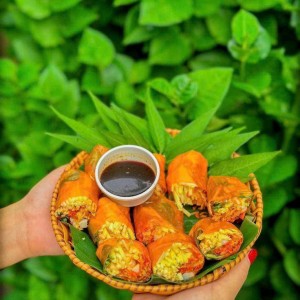 Tuyển gấp cô chăm bà tại Quận 3 – Bao ăn ở lại