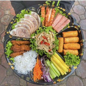 Gia đình cần ngay 1 cô giúp việc làm ăn ở lại