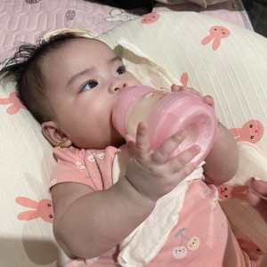 Cần gấp 1 chị trông bé 8 tháng tuổi làm ở lại luôn tại Phan Anh- Bình tân