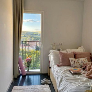 Tìm gấp một cô giúp việc dưới 55 tuổi về làm ăn ở lại cùng gia đình em trên đường Phạm Hùng- Quận 8