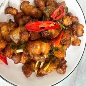 Gia đình em cần gấp ạ
