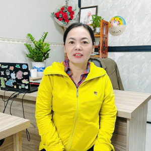 Em đang tìm việc cho c Hận mới ở quê lên ạ