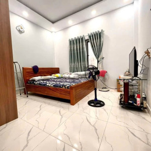 NGAY ĐƯỜNG NGUYỄN KIỆM QUẬN PHÚ NHUẬN CẦN GẤP CÔ VỀ PHỤ LÀM VIỆC NHÀ CÙNG EM