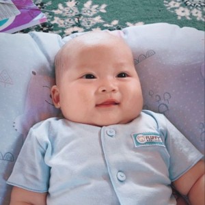 Nhà em ở trên đường hoa sứ quận phú nhuận đang cần gấp 1 chị chăm bé 5 tháng.