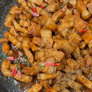 Việc Nhà Em Đang Cần Gấp 1 Cô Giúp Việc Nhà, Bao Ăn Ở !!