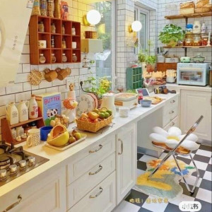 Nhà 1 Trệt 1 Lầu Trên Đường Tô Hiến Thành Quận 10 Cần Gấp 1 Chị Giúp Việc Nhà Lương 10 Triệu.