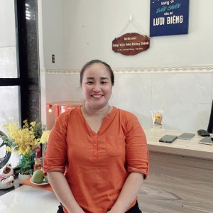 Chị Vân đang cần việc đi làm ngay ạ