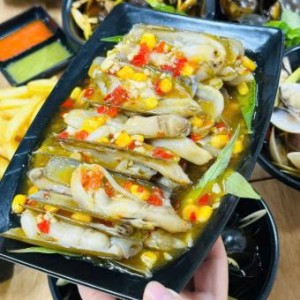 Chính chủ em cần gấp 1 cô đi làm ngay ạ