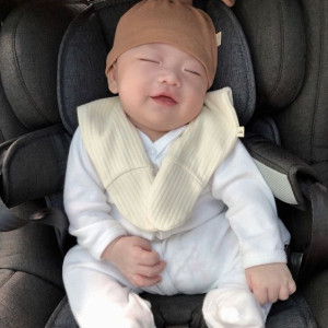 Vợ Chồng Bận Rộn Cv K Có Nhiều Thời Gian Chăm Bé Nên Em Tìm Một Cô Về Chăm Sóc E Bé Được 4 Tháng !