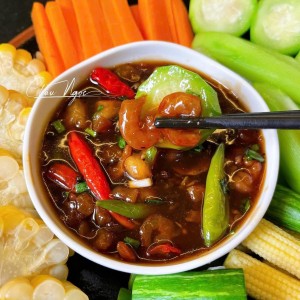 Hôm Nay  Em Đang Cần Gấp 1 Cô Ít Vướng Bận Gia Đình Về Làm Việc Nhà !