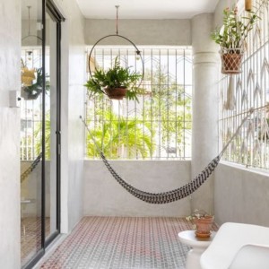TUYỂN MỘT CÔ ÍT VƯỚNG BẬN GIA ĐÌNH VỀ PHỤ LAU DỌN NHÀ CỬA
