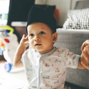 Nhà 1 trệt có 2 vợ chồng và 1 bé gái ở Nguyễn Văn Hưởng Q2, cần chị chăm bé Lương tháng 13triệu, bao ăn ở