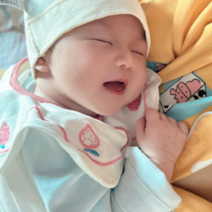 Tuyển Gấp 1 Cô Chăm Bé Có Kinh Nghiệm Đi Làm Bao Ăn Ở Lại A